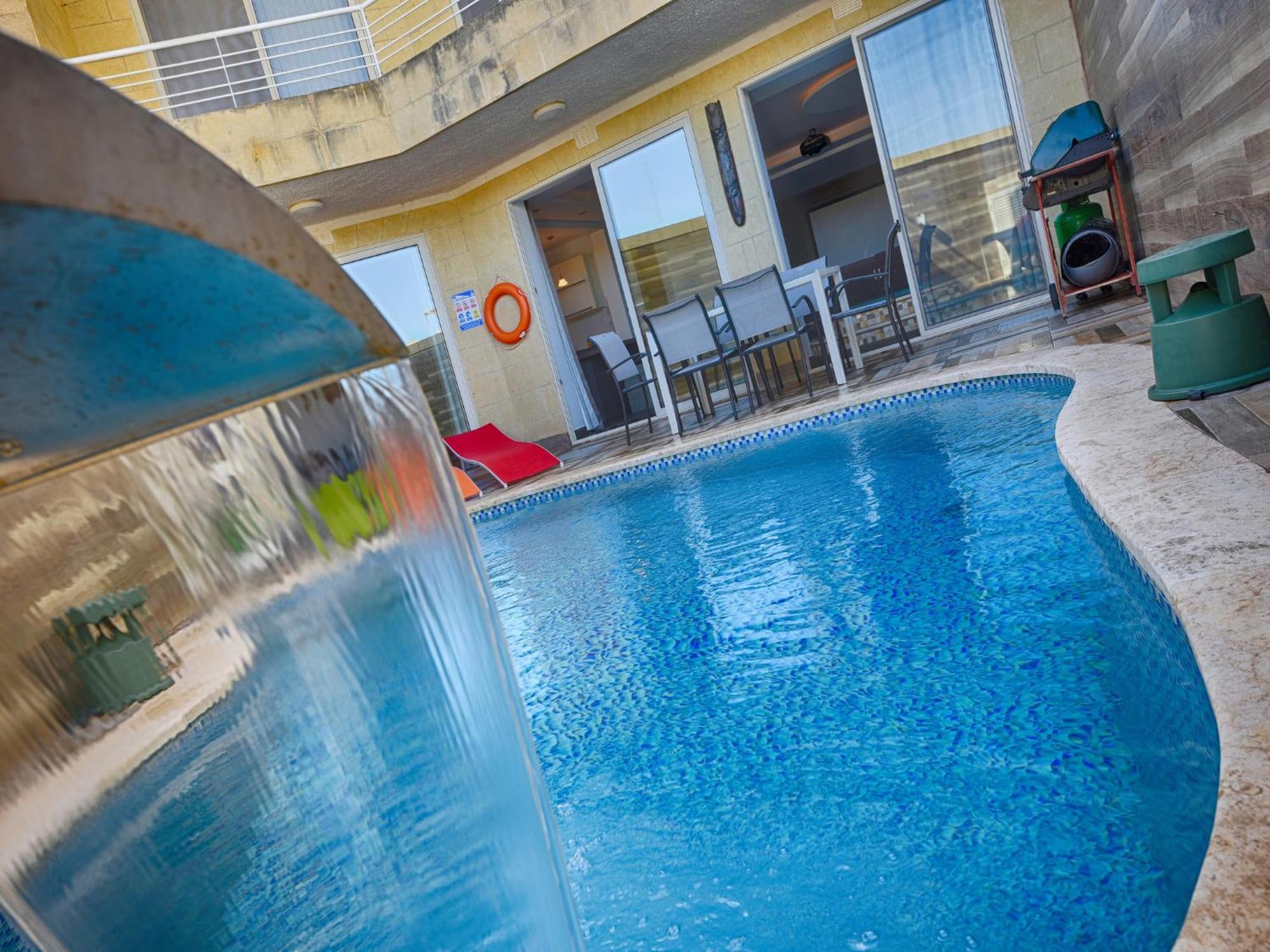 Anthony'S Maisonette Villa Qala Exterior photo